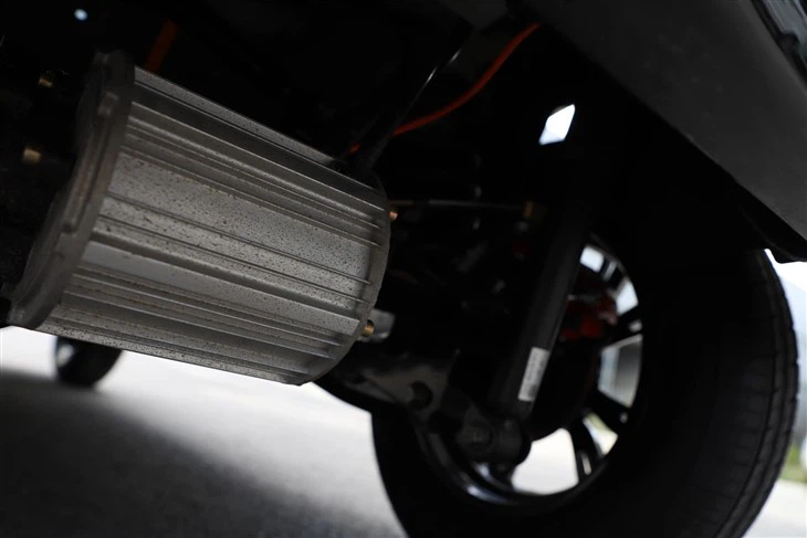 micro 2 seater electric car